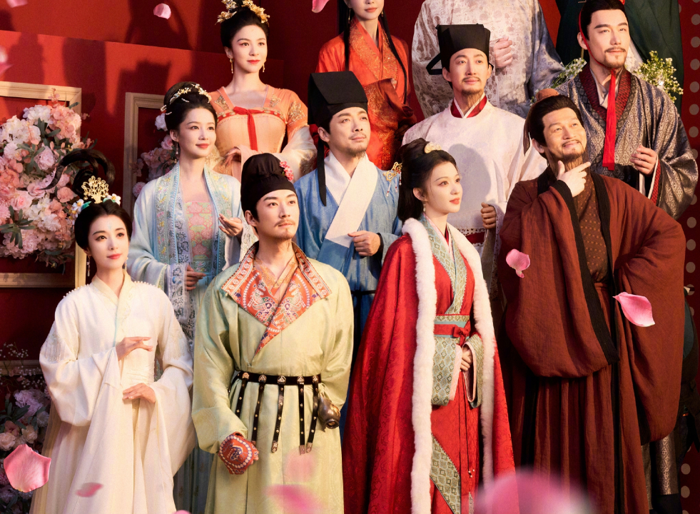 Celebrating the Flower Gods A Stunning Cultural Performance at the 2026 Spring Gala Festival