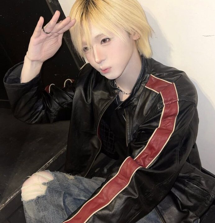 5th-Gen Idol Reveals Life-Changing Skincare Routine