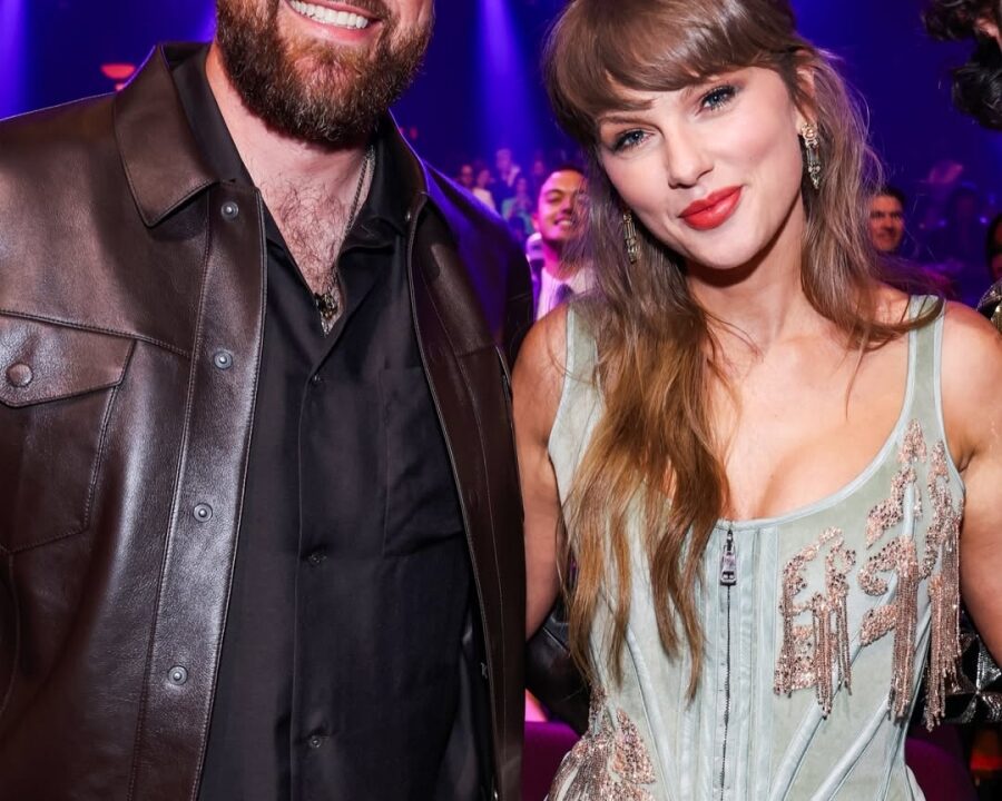 Taylor Swift Wins Big at iHeartRadio Awards 2026 With Kelce
