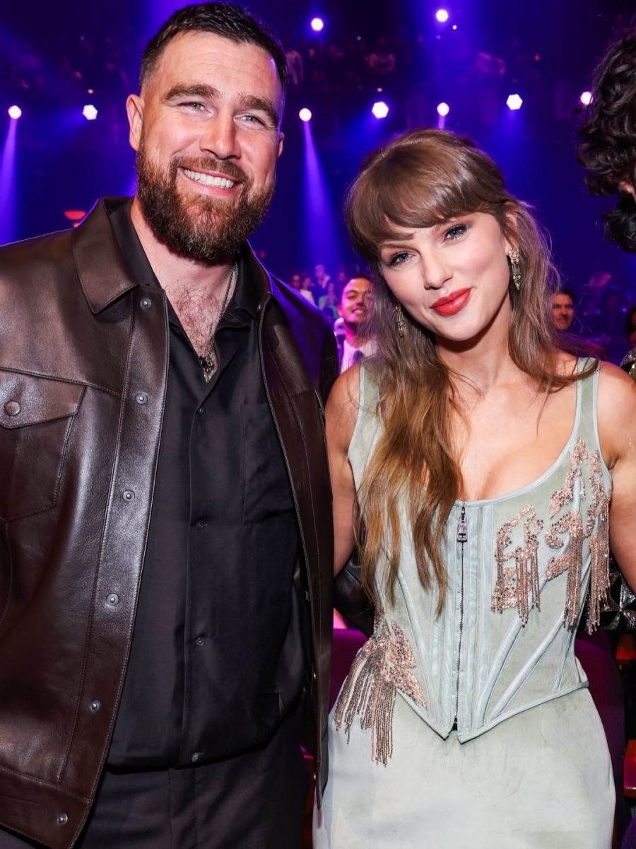Taylor Swift Wins Big at iHeartRadio Awards 2026 With Kelce